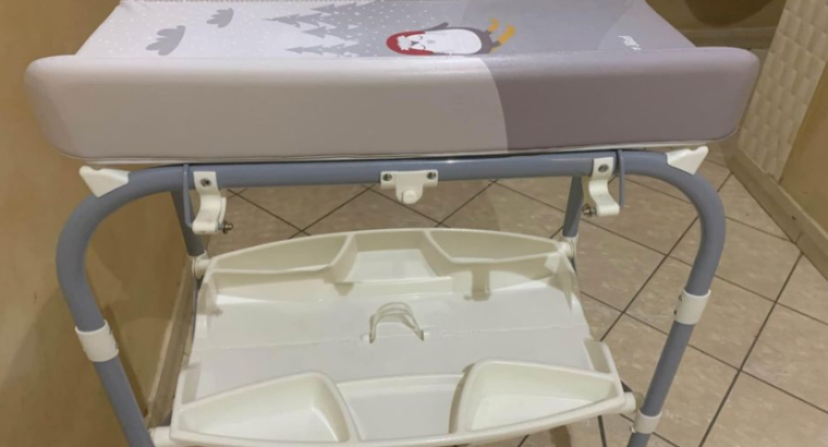 Jikel- foldable baby changing table for sale