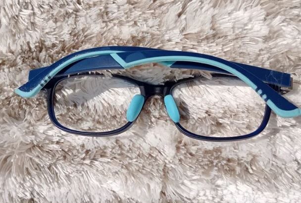 Medical glasses for children For Sale