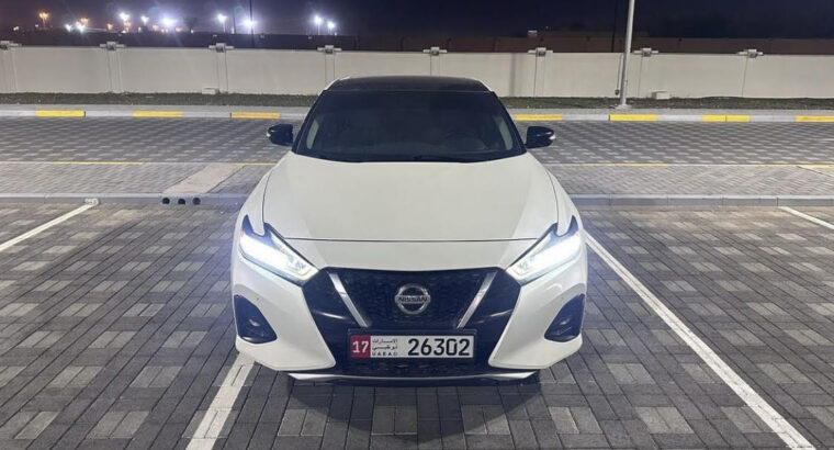 Nissan maxima 2019 Gcc full option for sale