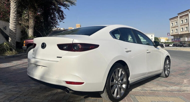 Mazda 3 in good condition USA imported 2020 for sa