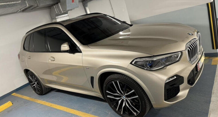 BMW X5 Luxury full option 2019 Gcc for sale