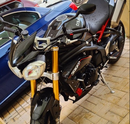 2012 TRIUMPH 1050cc ABS speed triple “r” for sale