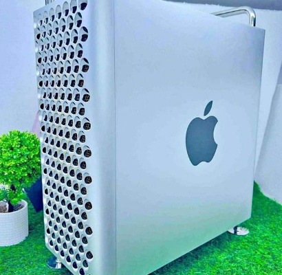 Apple Mac Pro A1991 For Sale