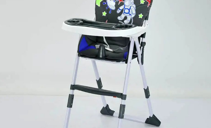 Adjustable Height Baby Highchair Foldable For Sale