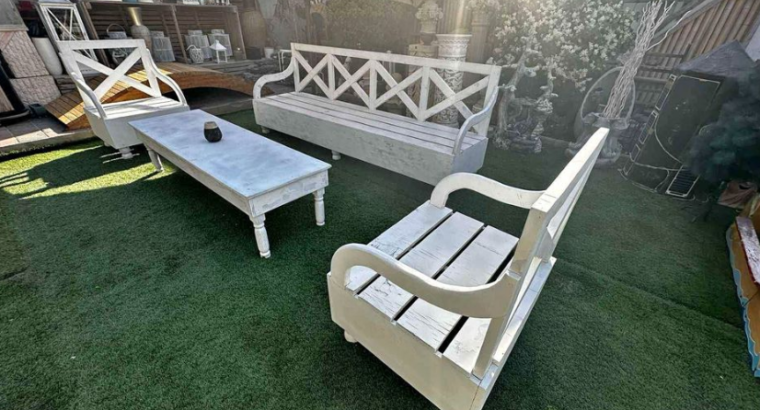Big White solid wood sofa set without cushions