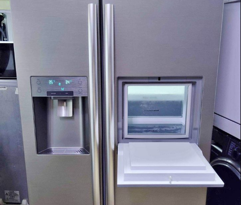 Daewoo Fridge freezer dubble door for sale