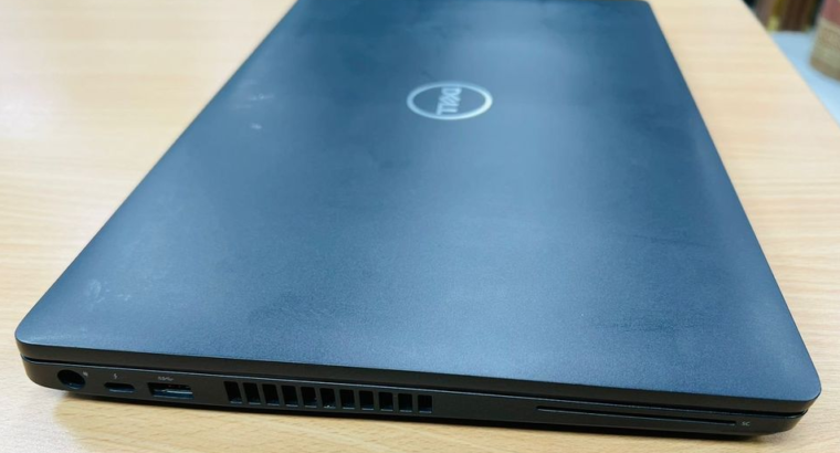 Dell Latitude E5500 Ci5, 8th Gen For Sale