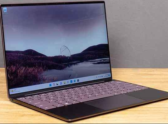 Dell XPS 13 9315 Core i7 12th gen 32gb ddr5 For Sa