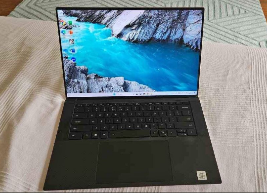 Dell XPS 15 9500 Core i7 10th Generation For Sale