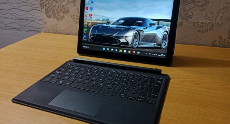 Dell latitude 2 in 1 Core i5/8gb/256gb For Sale