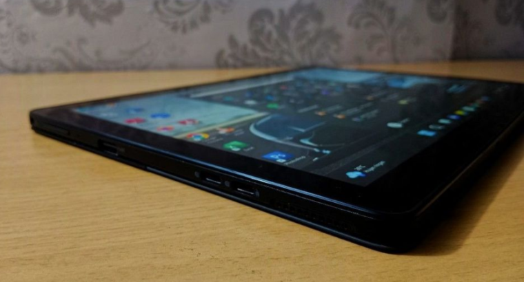 Dell latitude 2 in 1 Core i5/8gb/256gb For Sale