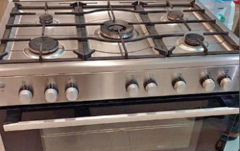 Electrolux 5 burner gas cooker for sale