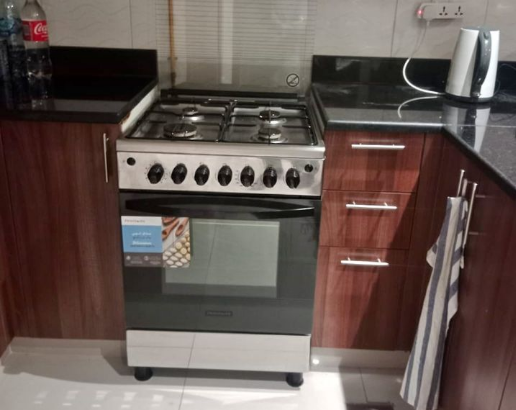 Frigidair 4 burner gas cooker for sale