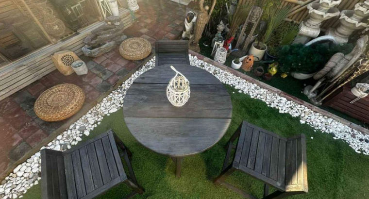 High table with 3 chairs for sale