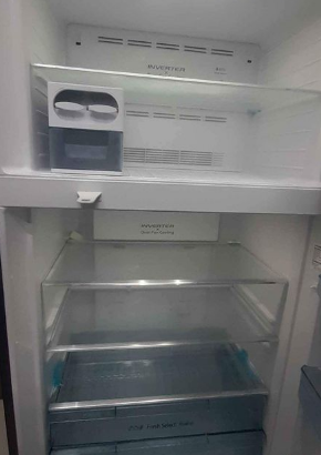 Hitachi big size Refrigerator For Sale
