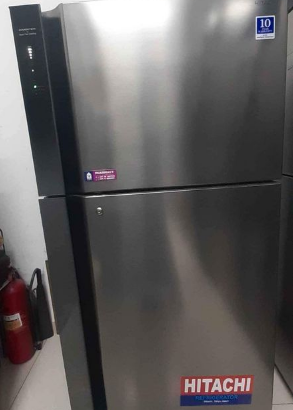 Hitachi big size Refrigerator For Sale