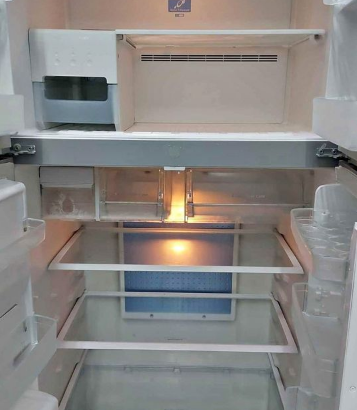Hitachi brand 4door fridge for sale