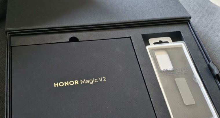 Honor Magic V2 PRO + VIP Care+ Huawei Warranty