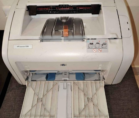 Hp laser printer 1018 for sale