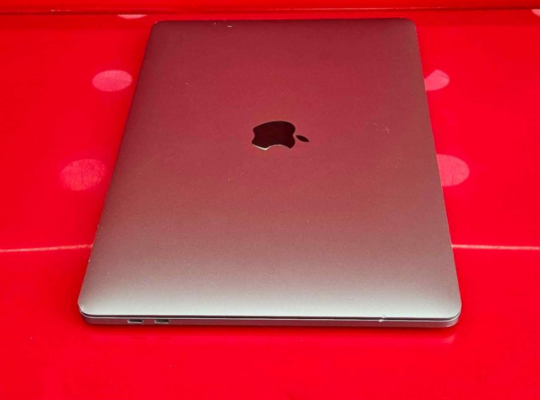 MACBOOK PRO – TOUCH BAR – 2019 CORE I5 FOR SALE