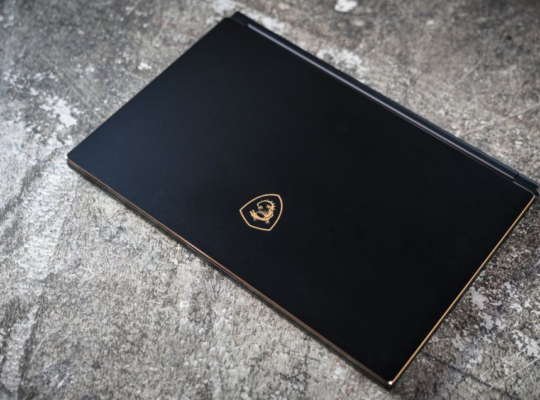 MSI GS65 (RTX 2080) 240hz Display Slim Gaming Lapt