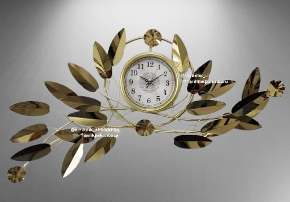 Light Luxury Shiny Metal Leaf Wall Clock For Sale