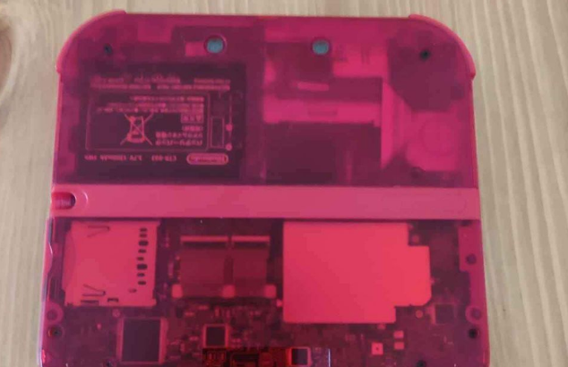 Nintendo 2ds with more than 40 games for sale