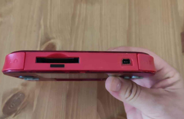 Nintendo 2ds with more than 40 games for sale
