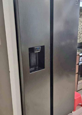 Samsung side by side Refrigerator available for sa