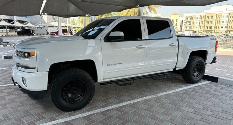 Chevrolet Silverado z71 Gcc 2018 for sale