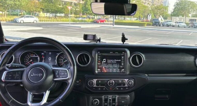 Jeep wrangler Sahara unlimited + 2021 Gcc