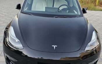 Tesla mode 3 Long Range 2021 Gcc for sale