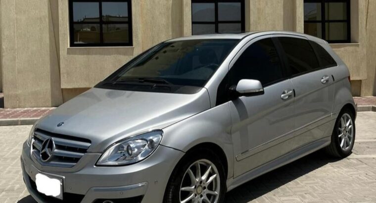 Mercedes B200 2009 for sale in good condition