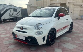 Fiat 500 Abarth 2018 Gcc full option for sale