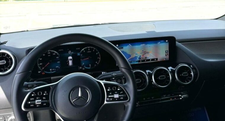 Mercedes GLA 200 full option 2021 Gcc for sale