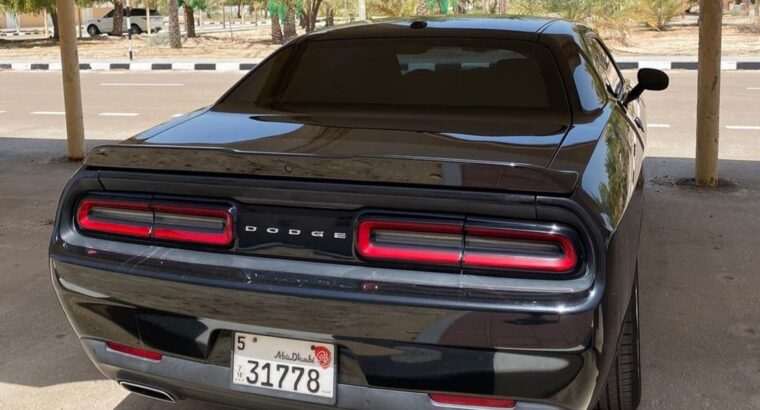 Dodge challenger 2017 Gcc in good condition for sa