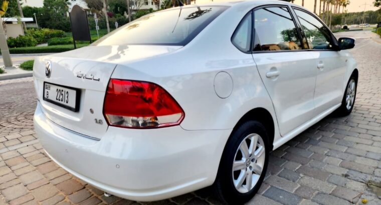 Volkswagen polo 2013 Gcc for sale