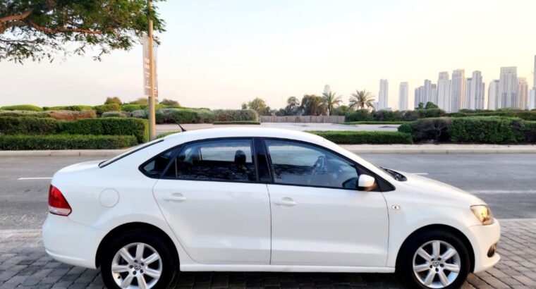 Volkswagen polo 2013 Gcc for sale
