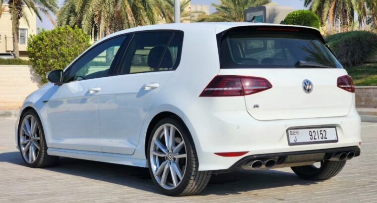 Volkswagen Golf R 2015 Gcc for sale
