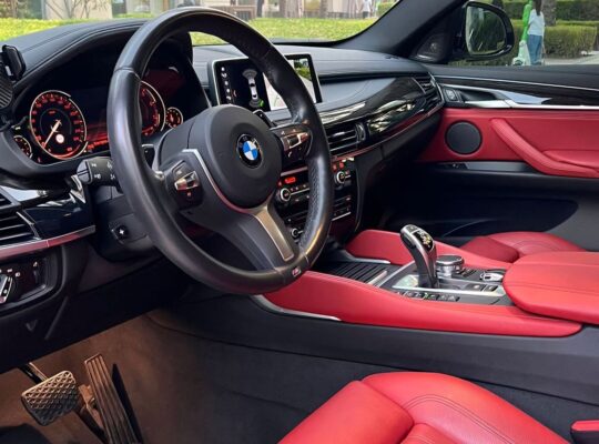 BMW X6 35i M sport full option 2019 Gcc