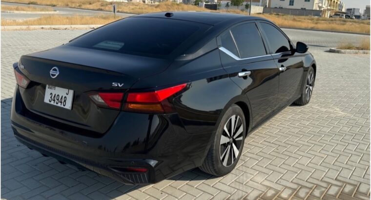 Nissan altima SV 2022 USA imported for sale