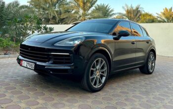 Porsche Cayenne 2019 full option Gcc for sale