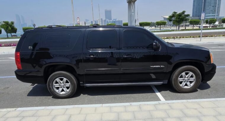 Gmc Youkon suburban XL 2014 Gcc for sale