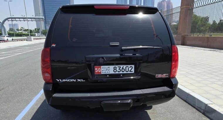 Gmc Youkon suburban XL 2014 Gcc for sale