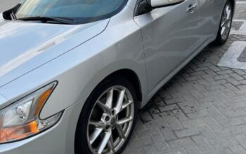 Nissan Maxima 2010 Gcc full option for sale