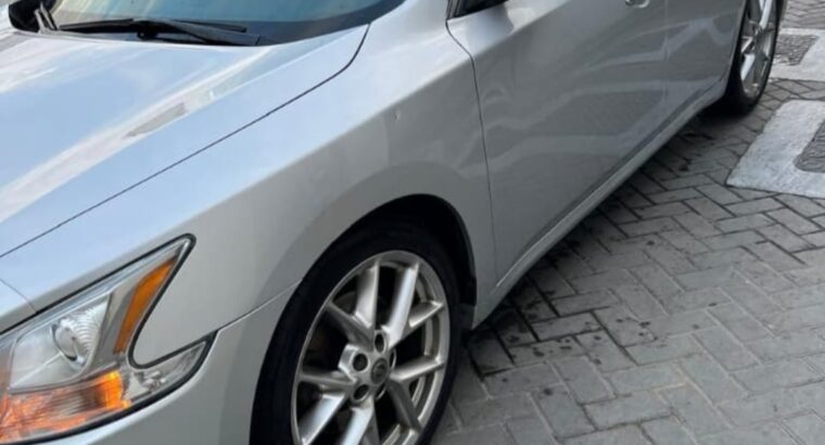 Nissan Maxima 2010 Gcc full option for sale