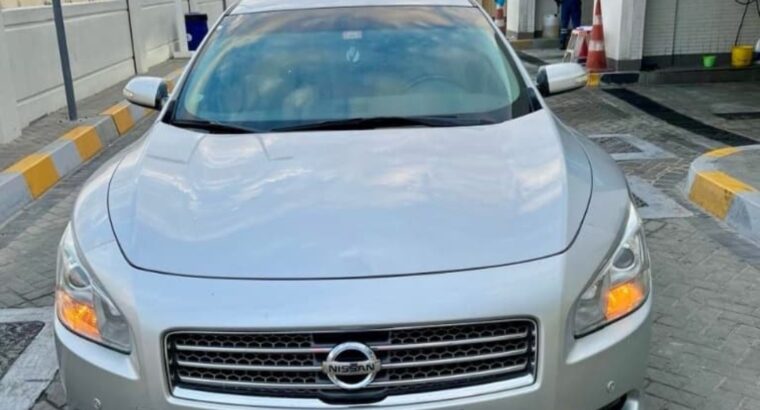 Nissan Maxima 2010 Gcc full option for sale