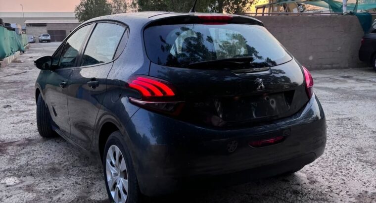peugeot 208 Gcc 1.6L 2016 Gcc for sale