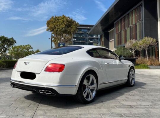 Bentley GTs full option 2016 Gcc for sale