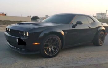 Dodge challenger 2018 5.7 full option USA importe